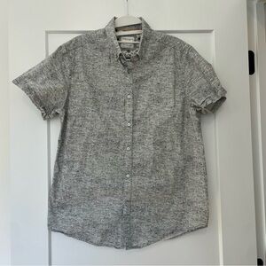 Denim & Flower Heathered Gray Short Sleeve Button Down Shirt Medium
